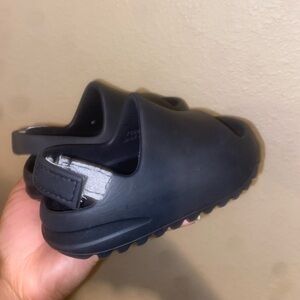 Toddler boy Yeezy slides